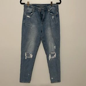 Distressed American Eagle Mom jeans